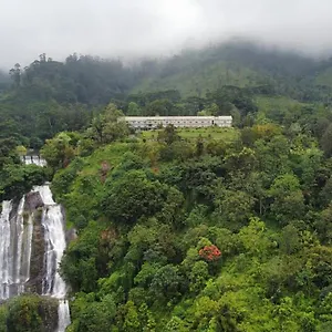 Hunas Falls Resort Kandy